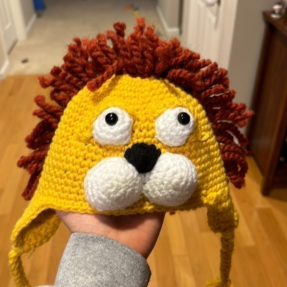 Handmade Lion Hat 6-12 months